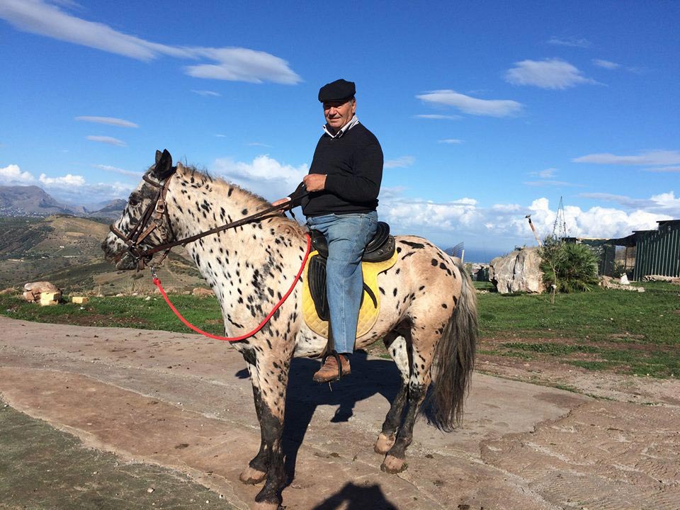 Gianfranco Troncale a cavallo